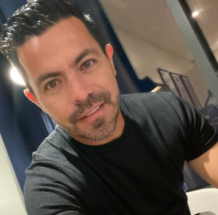 <strong>Javier L.</strong>